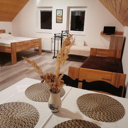 Apartman U Brabcu Прахатіце Екстер'єр фото