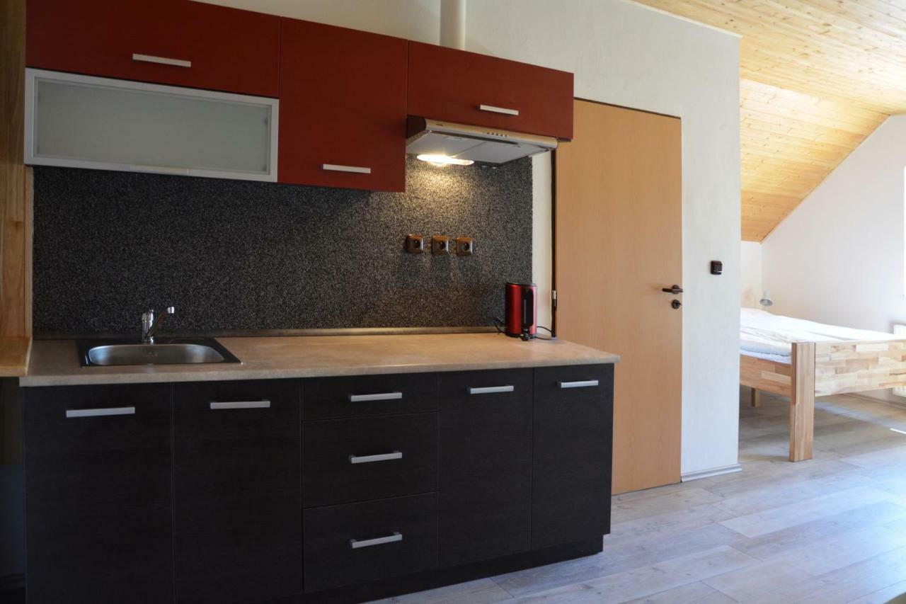 Apartman U Brabcu Прахатіце Екстер'єр фото
